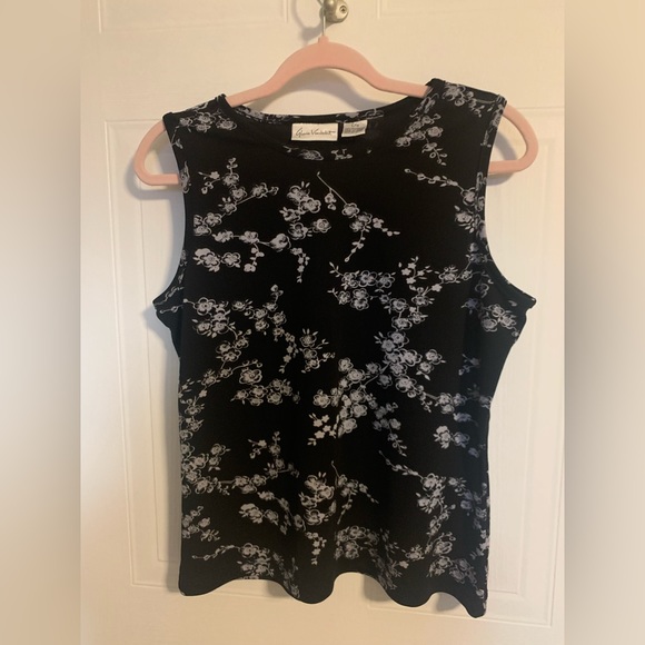Gloria Vanderbilt sleeveless blouse - Picture 1 of 3